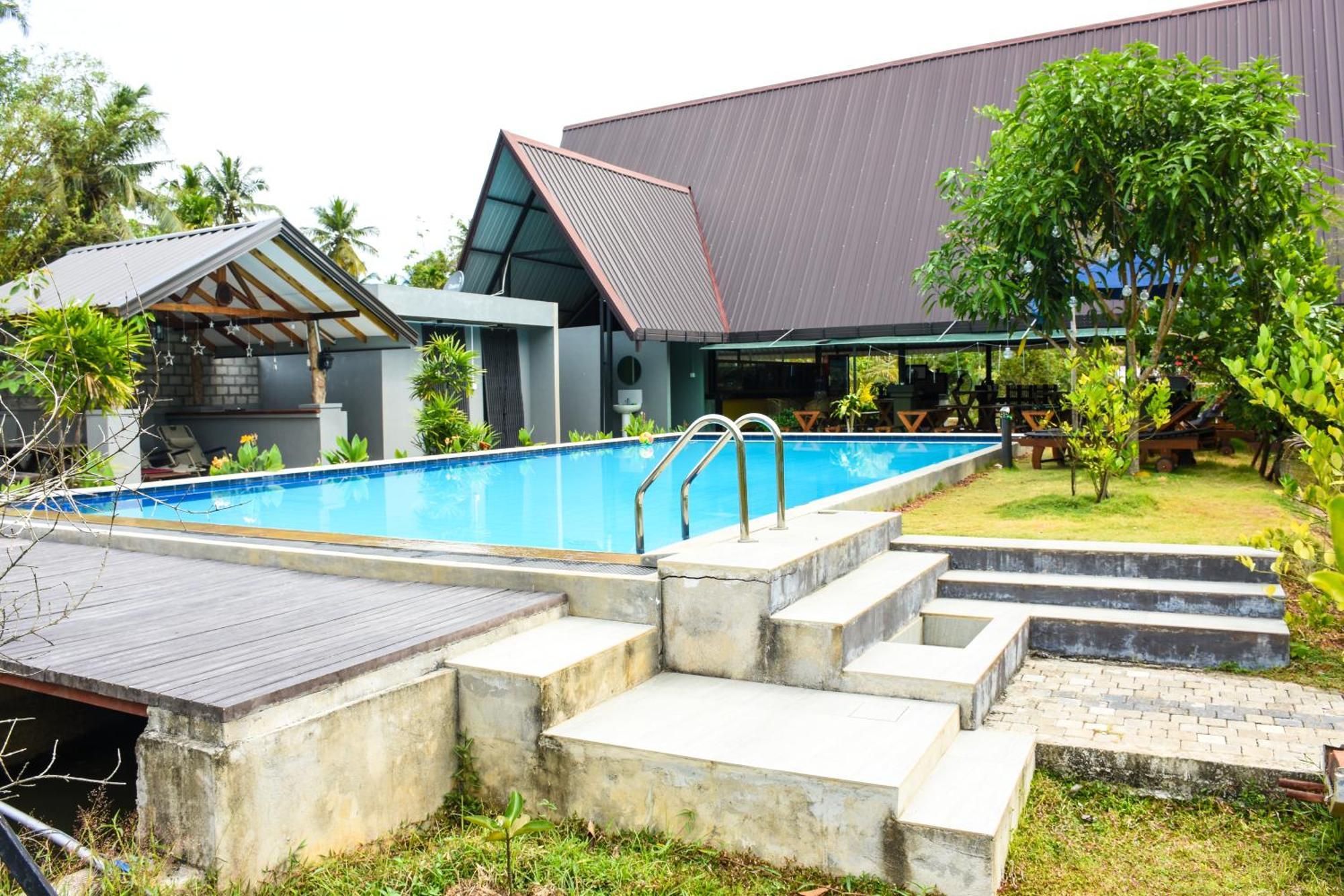 Steps Garden Resort Негомбо Экстерьер фото